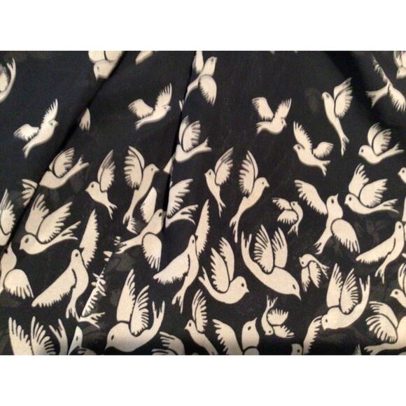 LA Soul Black Beige Bird Print Dress Women’s Size Small Fit & Flare Style - Picture 4 of 4